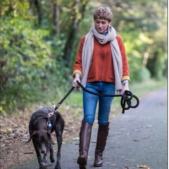 Meet your Posher, B - Picture 1 of 1